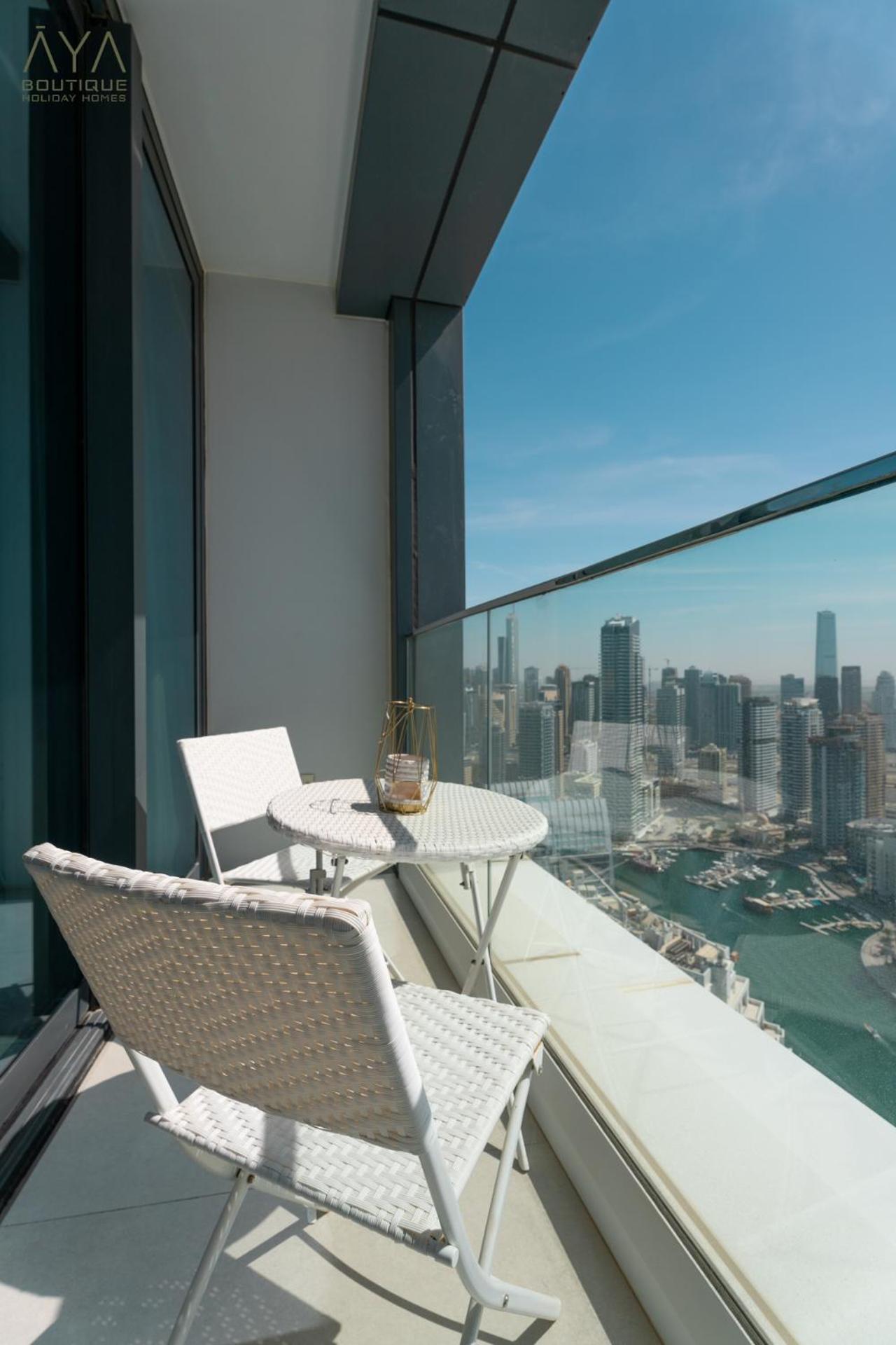 Jumeirah Gate Tower 1 - Stylish Apartment With Pool & City Views Dubai Bagian luar foto